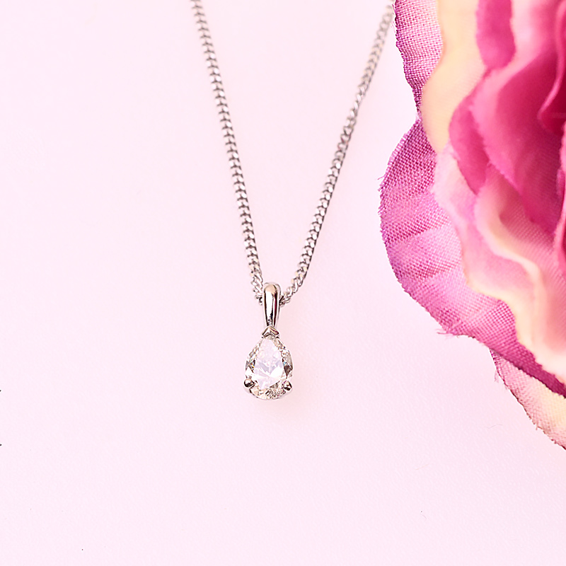 Pear Shape Diamond Pendant set in 18ct White Gold with Chain