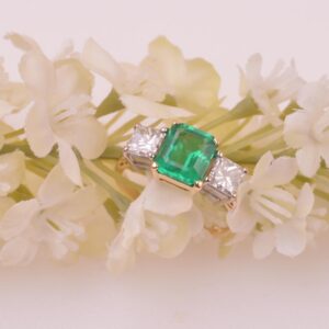 Emerald ring