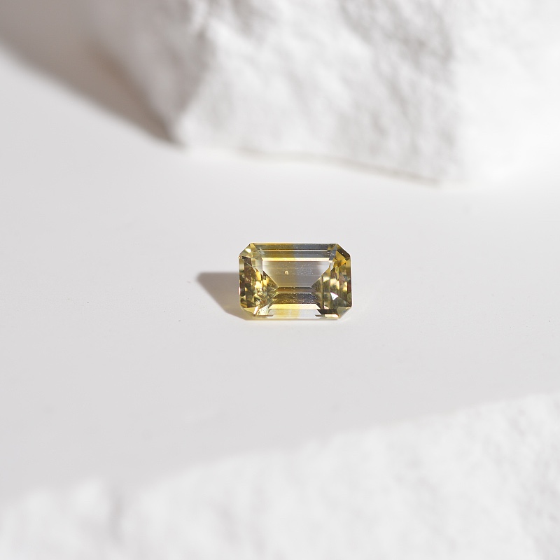 1.59ct Yellow "Bi-colour' Sapphire